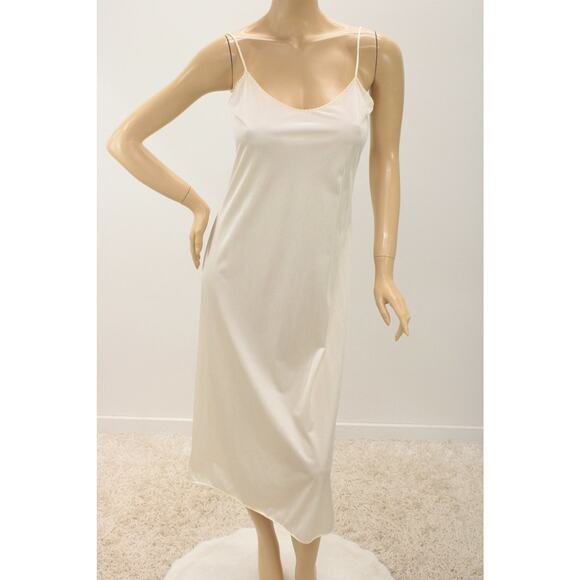 Vintage Vanity Fair Long Slip Nylon Size 34 Midi Formal Creamy White Ivory - Picture 6 of 9